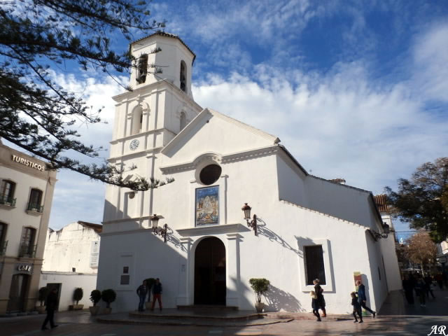 Iglesia de El Salvador - Hostal Doña Carmen - Nerja